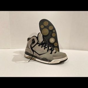 Air Jordan SC-2 454050-005 Size 11-USED